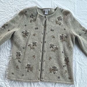 Eagle's Eye Gray Women's Lambswool Cardigan